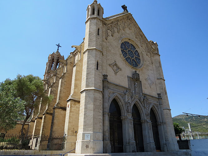 Santa María de Portbou, una magnífica iglesia